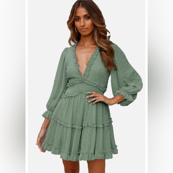 104. SMALL Women Green Layered Ruffled Open Back Puff Sleeve Swiss Dot Mini Dres - Picture 3 of 7